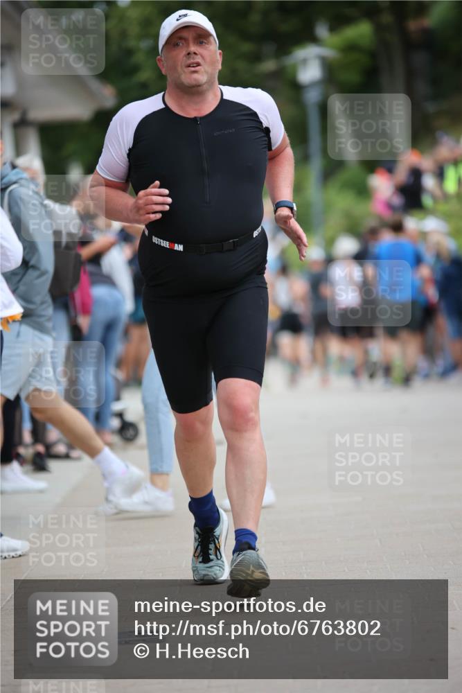 04.08.2024 - OstseeMan H.Heesch http://msf.ph/oto/6763802 04.08.2024 14:24:40 Laufen 172, 354, 466, 502, 524, 547, 631, 791, 794, 798, 821, 901, 911, 1124, 1190, 1247 meine-sportfotos.de