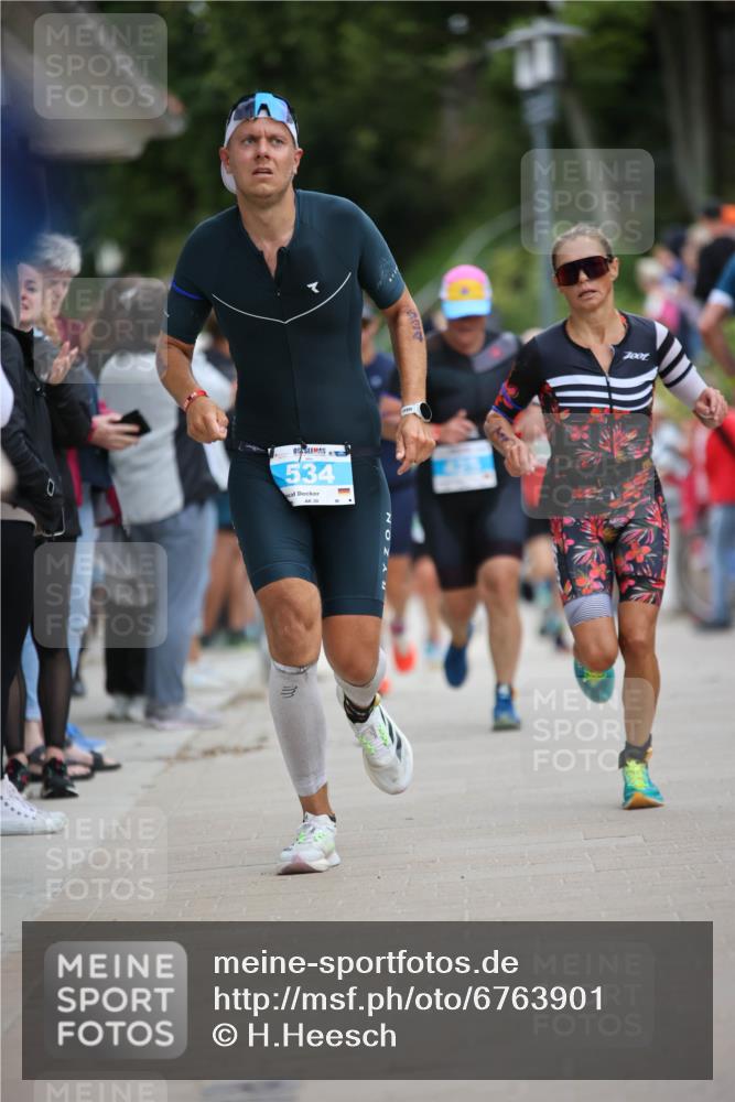 04.08.2024 - OstseeMan H.Heesch http://msf.ph/oto/6763901 04.08.2024 14:25:33 Laufen 425, 433, 460, 534, 614, 683, 711, 929, 1112, 1185, 1213, 1253, 1267, 1270 meine-sportfotos.de