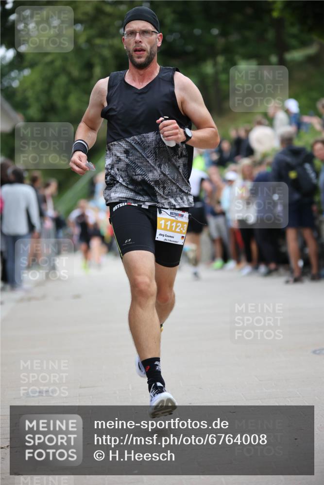 04.08.2024 - OstseeMan H.Heesch http://msf.ph/oto/6764008 04.08.2024 14:25:46 Laufen 433, 483, 614, 617, 683, 746, 930, 1112, 1185, 1213, 1267, 1270 meine-sportfotos.de