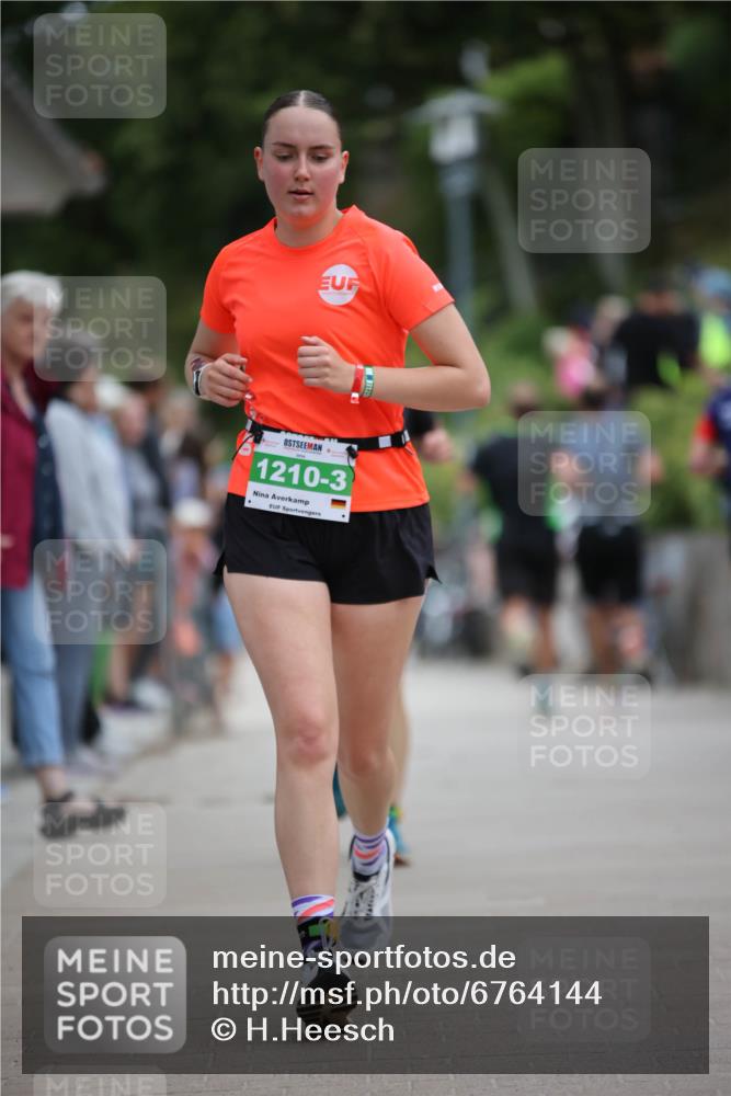 04.08.2024 - OstseeMan H.Heesch http://msf.ph/oto/6764144 04.08.2024 14:26:17 Laufen 109, 116, 152, 195, 506, 596, 603, 896, 900, 939, 945, 971, 1162, 1210 meine-sportfotos.de