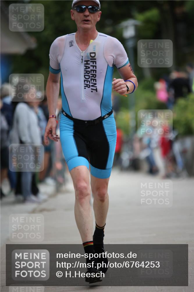 04.08.2024 - OstseeMan H.Heesch http://msf.ph/oto/6764253 04.08.2024 14:26:32 Laufen 108, 116, 147, 195, 200, 681, 771, 896, 971, 1257 meine-sportfotos.de
