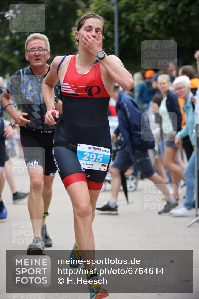 04.08.2024 - OstseeMan H.Heesch http://msf.ph/oto/6764614 04.08.2024 14:27:33 Laufen 169, 184, 295, 550, 600, 636, 662, 671, 698, 735, 800, 903, 906, 910, 978, 1107, 1282 meine-sportfotos.de