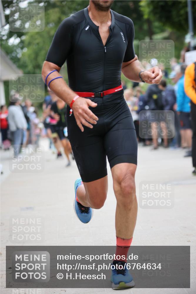 04.08.2024 - OstseeMan H.Heesch http://msf.ph/oto/6764634 04.08.2024 14:27:38 Laufen 30, 145, 169, 184, 295, 518, 520, 550, 600, 636, 662, 671, 698, 728, 735, 800, 903, 906, 910, 978, 1107, 1282 meine-sportfotos.de