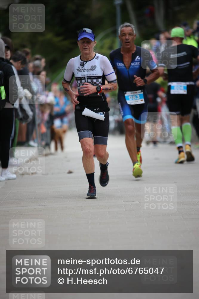 04.08.2024 - OstseeMan H.Heesch http://msf.ph/oto/6765047 04.08.2024 14:29:07 Laufen 5, 79, 133, 273, 393, 464, 573, 602, 682, 727, 732, 734, 781, 850, 868, 875, 917, 925, 983, 1116, 1179, 1205, 1277, 1281 meine-sportfotos.de