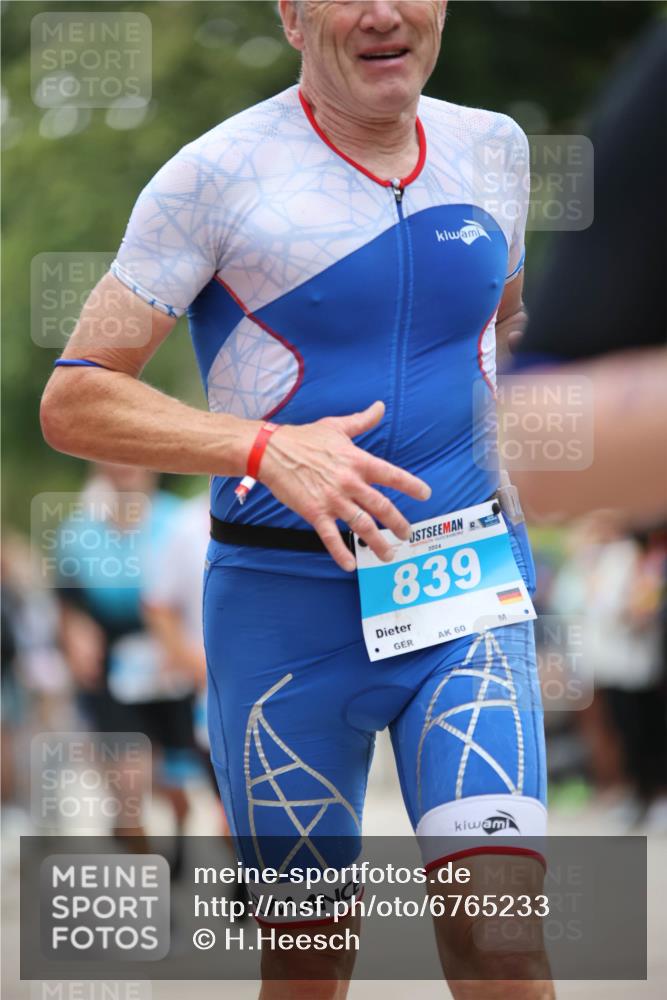 04.08.2024 - OstseeMan H.Heesch http://msf.ph/oto/6765233 04.08.2024 14:29:52 Laufen 395, 476, 584, 628, 811, 839, 881, 923, 980, 1110, 1252 meine-sportfotos.de