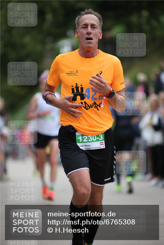 04.08.2024 - OstseeMan H.Heesch http://msf.ph/oto/6765308 04.08.2024 14:30:17 Laufen 53, 120, 266, 443, 447, 488, 660, 962, 1166, 1174, 1192, 1202, 1230 meine-sportfotos.de