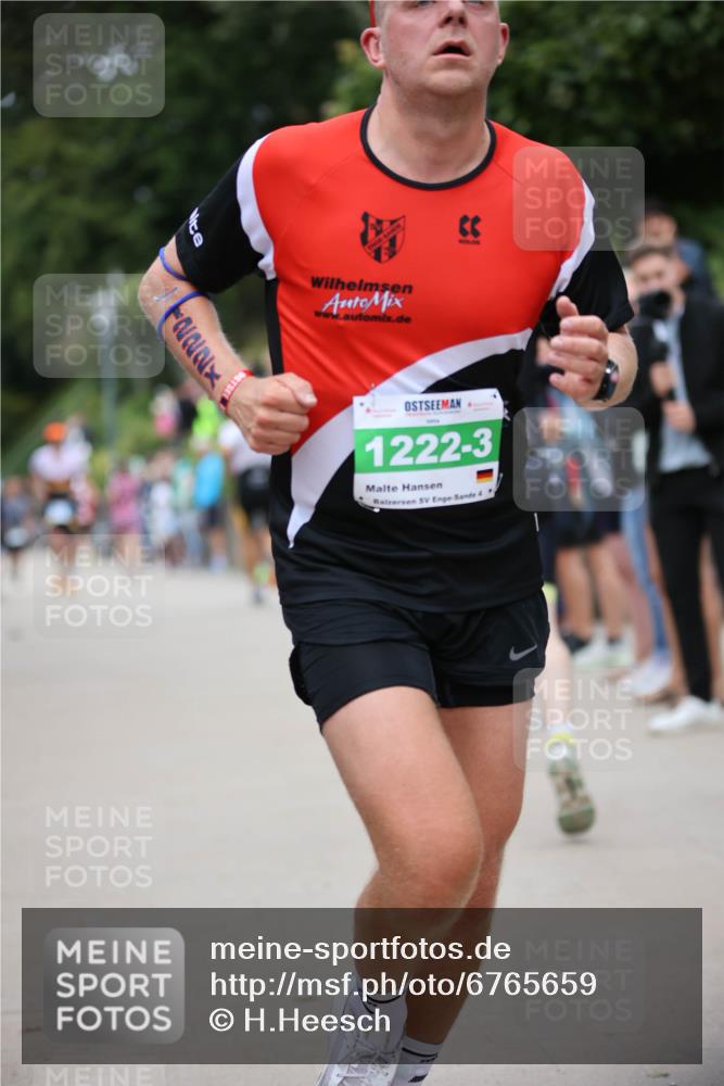 04.08.2024 - OstseeMan H.Heesch http://msf.ph/oto/6765659 04.08.2024 14:18:03 Laufen 145, 184, 464, 477, 566, 640, 806, 981, 987, 1147, 1176, 1222, 1257, 1282 meine-sportfotos.de