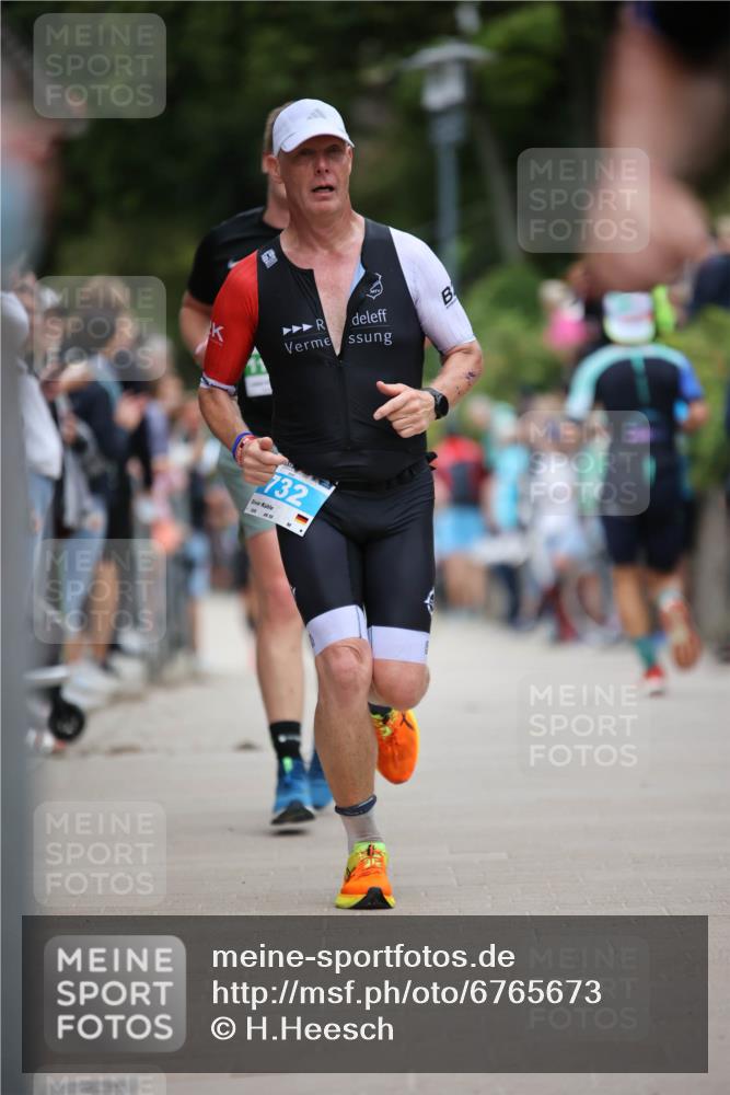 04.08.2024 - OstseeMan H.Heesch http://msf.ph/oto/6765673 04.08.2024 14:18:25 Laufen 90, 107, 108, 134, 141, 558, 732, 958, 1197, 1252 meine-sportfotos.de