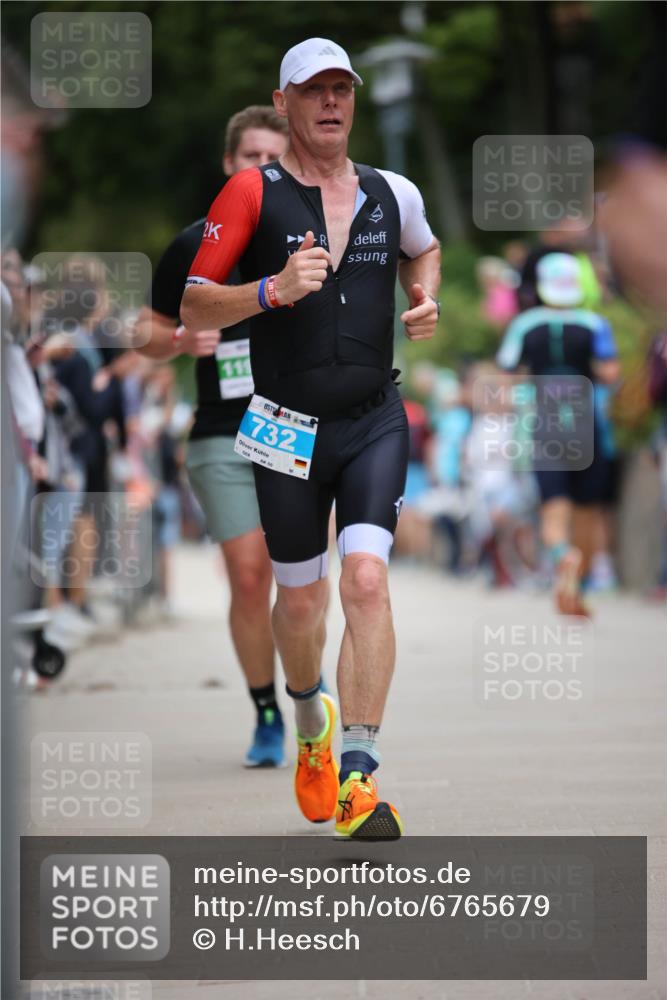 04.08.2024 - OstseeMan H.Heesch http://msf.ph/oto/6765679 04.08.2024 14:18:26 Laufen 90, 107, 108, 134, 141, 558, 732, 958, 1197, 1252 meine-sportfotos.de