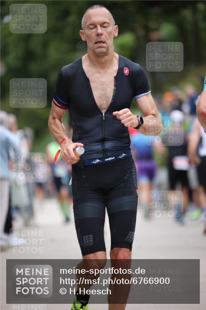 04.08.2024 - OstseeMan H.Heesch http://msf.ph/oto/6766900 04.08.2024 14:42:19 Laufen 548, 696, 724, 785, 1260, 1290 meine-sportfotos.de