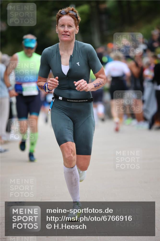 04.08.2024 - OstseeMan H.Heesch http://msf.ph/oto/6766916 04.08.2024 14:42:25 Laufen 198, 551, 556, 696, 724, 785, 1260, 1290 meine-sportfotos.de
