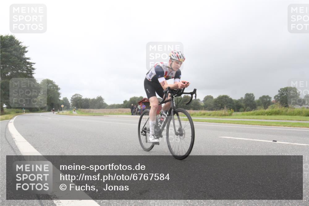 04.08.2024 - OstseeMan Fuchs,  Jonas http://msf.ph/oto/6767584 04.08.2024 13:35:00 Radfahren  meine-sportfotos.de