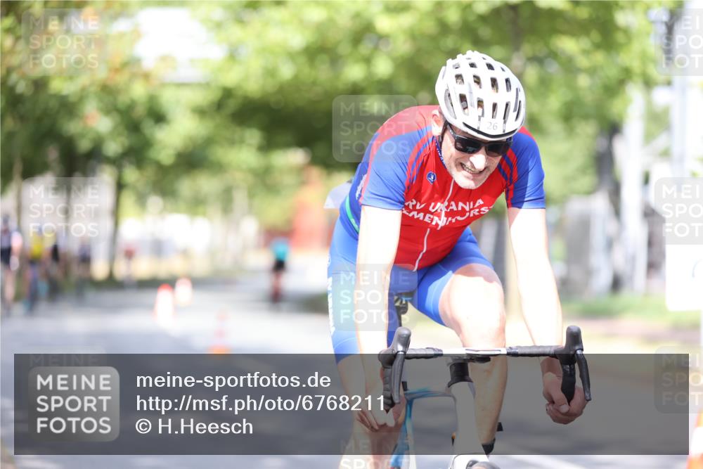 11.08.2024 - GEWOBA Citytriathlon Bremen H.Heesch http://msf.ph/oto/6768211 11.08.2024 10:40:29 Radfahren 9, 26, 27, 38, 42, 64, 66, 71 meine-sportfotos.de
