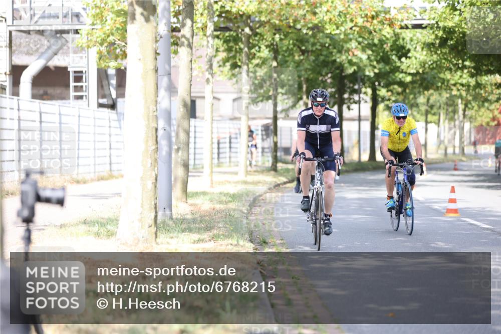 11.08.2024 - GEWOBA Citytriathlon Bremen H.Heesch http://msf.ph/oto/6768215 11.08.2024 10:40:32 Radfahren 9, 26, 27, 38, 42, 64, 66, 71 meine-sportfotos.de