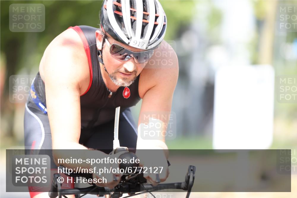11.08.2024 - GEWOBA Citytriathlon Bremen H.Heesch http://msf.ph/oto/6772127 11.08.2024 11:36:37 Radfahren 794, 818, 917 meine-sportfotos.de