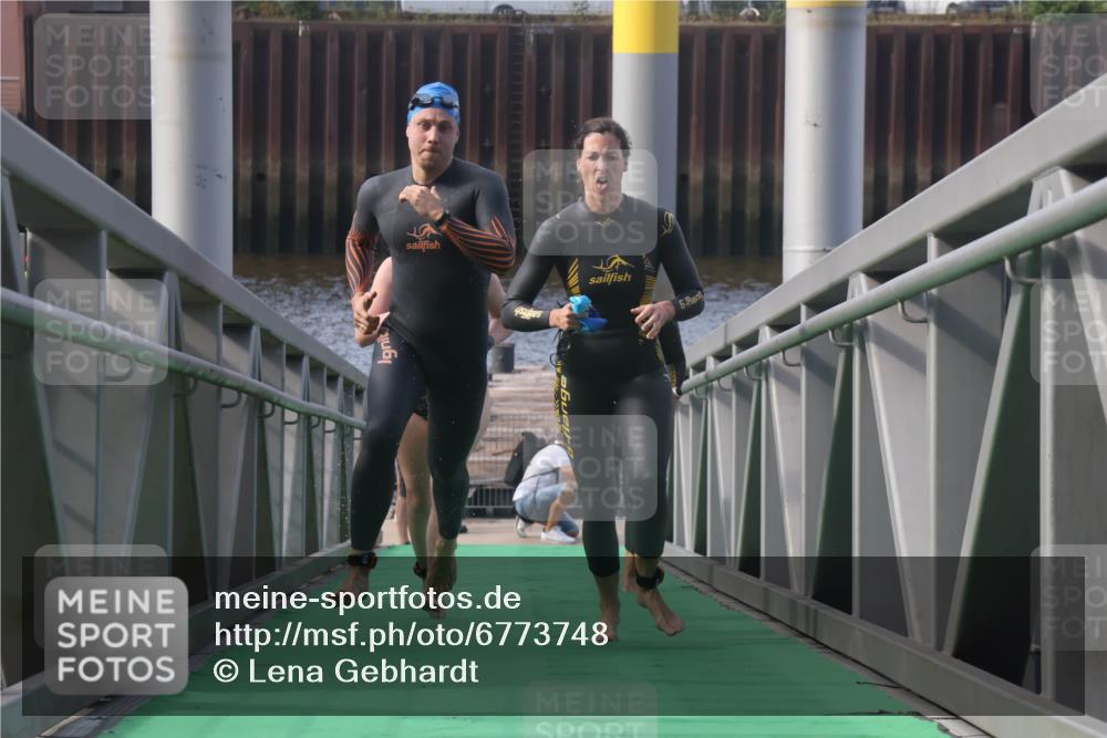 11.08.2024 - GEWOBA Citytriathlon Bremen Lena Gebhardt http://msf.ph/oto/6773748 11.08.2024 10:09:30 Schwimmen 9, 20, 27, 42, 45, 48, 52, 57, 58, 62, 69, 78, 99 meine-sportfotos.de
