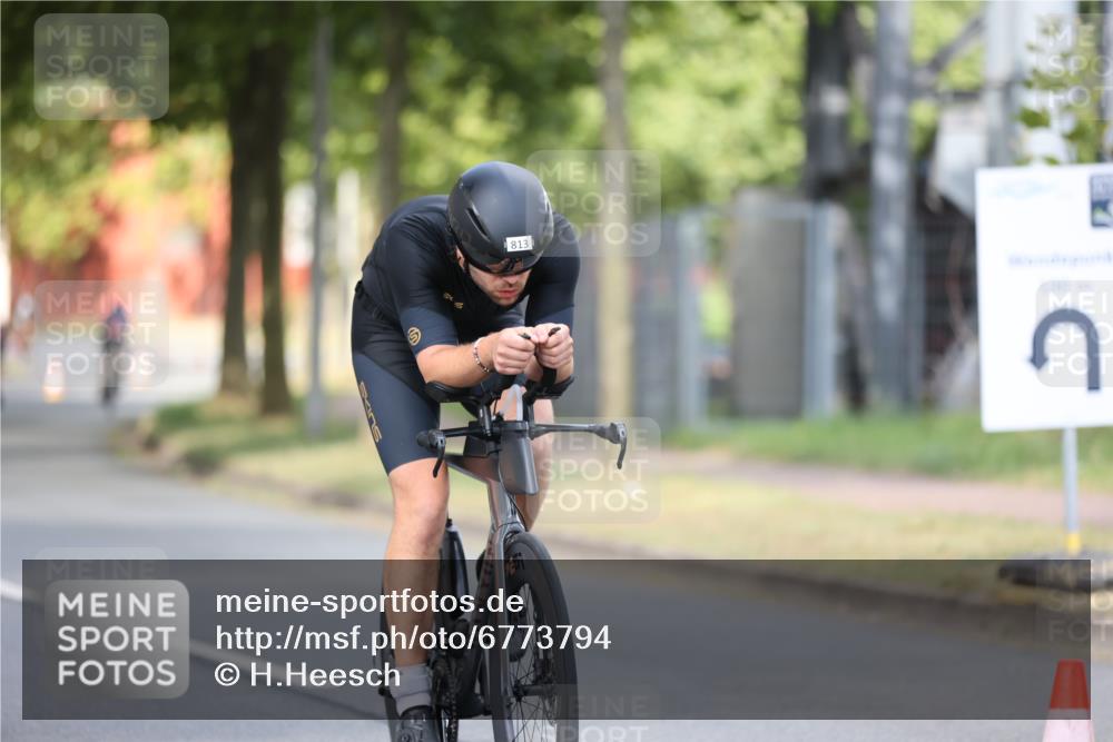 11.08.2024 - GEWOBA Citytriathlon Bremen H.Heesch http://msf.ph/oto/6773794 11.08.2024 11:40:52 Radfahren 771, 995 meine-sportfotos.de