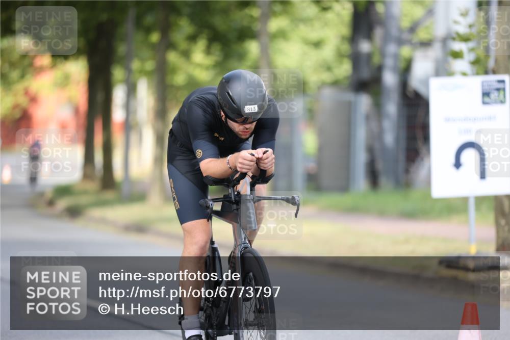 11.08.2024 - GEWOBA Citytriathlon Bremen H.Heesch http://msf.ph/oto/6773797 11.08.2024 11:40:52 Radfahren 771, 995 meine-sportfotos.de