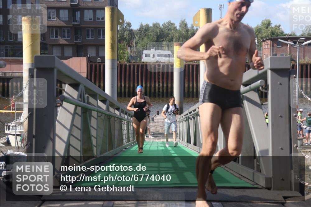 11.08.2024 - GEWOBA Citytriathlon Bremen Lena Gebhardt http://msf.ph/oto/6774040 11.08.2024 10:10:00 Schwimmen 11, 16, 31, 50, 55, 64, 83, 102 meine-sportfotos.de