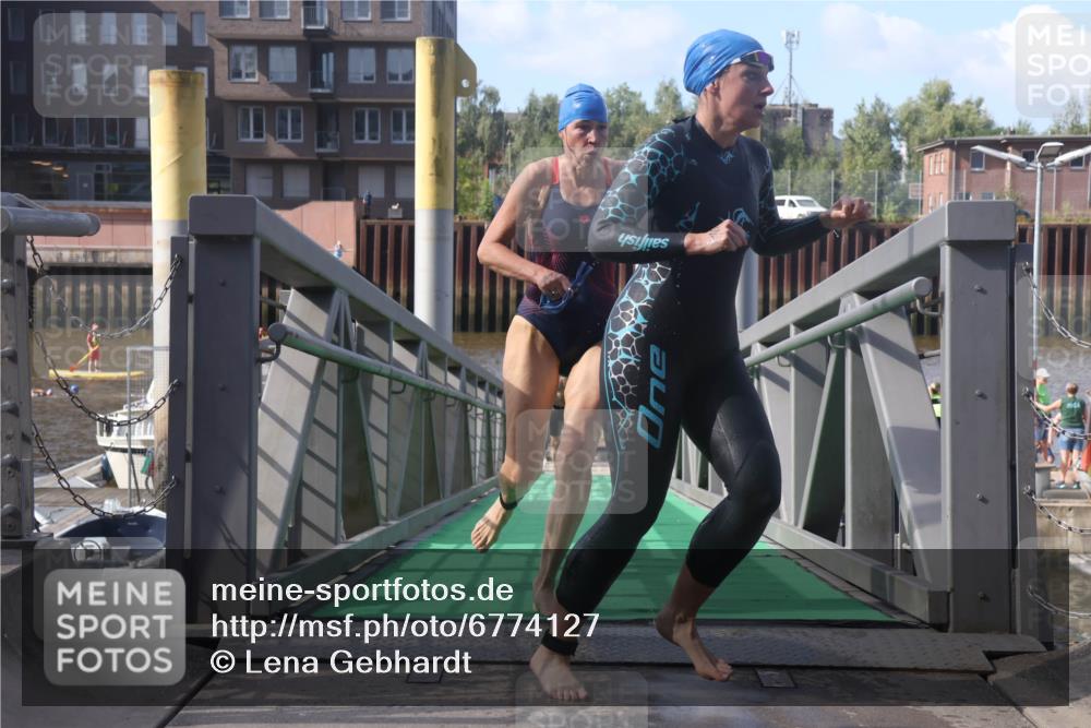 11.08.2024 - GEWOBA Citytriathlon Bremen Lena Gebhardt http://msf.ph/oto/6774127 11.08.2024 10:10:09 Schwimmen 31, 50, 55, 64, 83, 102 meine-sportfotos.de
