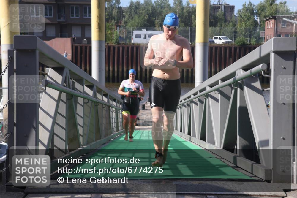 11.08.2024 - GEWOBA Citytriathlon Bremen Lena Gebhardt http://msf.ph/oto/6774275 11.08.2024 10:10:23 Schwimmen 22, 29, 50, 116 meine-sportfotos.de