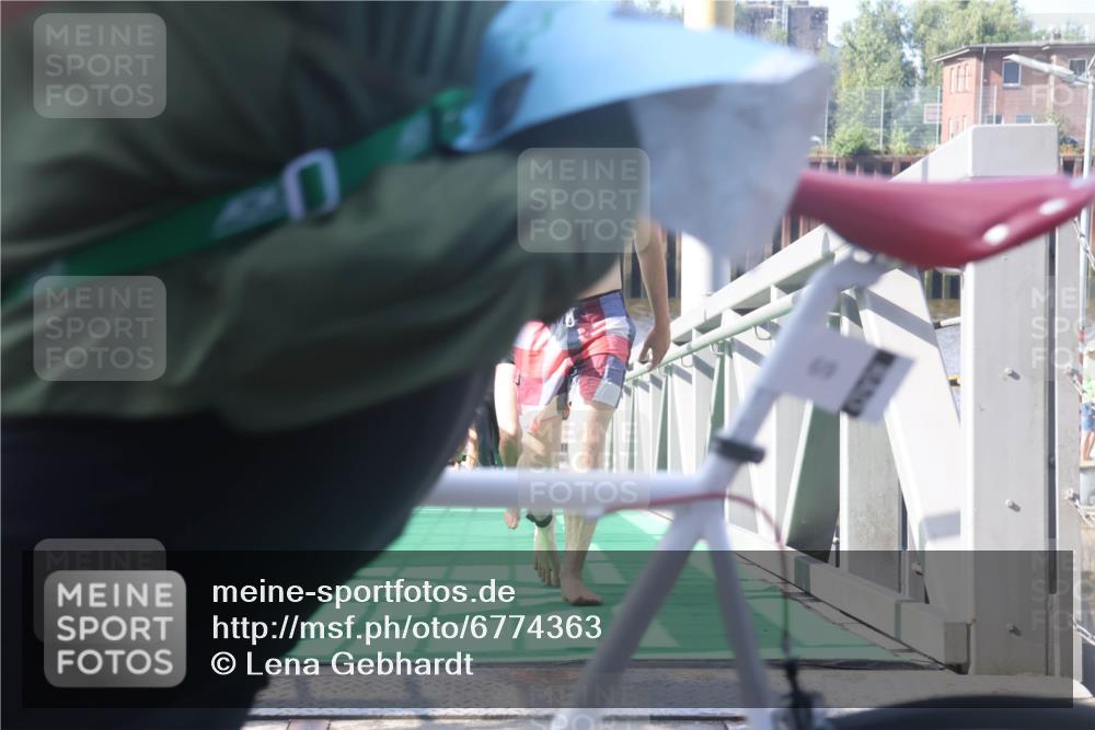 11.08.2024 - GEWOBA Citytriathlon Bremen Lena Gebhardt http://msf.ph/oto/6774363 11.08.2024 10:10:36 Schwimmen 22, 29, 30, 47, 51, 116 meine-sportfotos.de