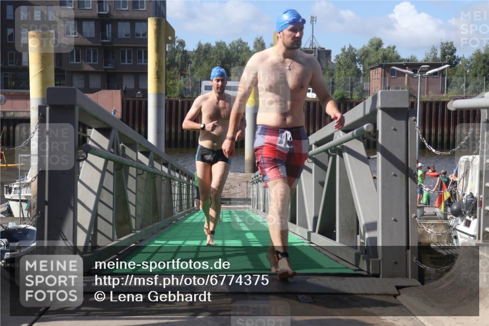 11.08.2024 - GEWOBA Citytriathlon Bremen Lena Gebhardt http://msf.ph/oto/6774375 11.08.2024 10:10:38 Schwimmen 6, 22, 30, 47, 51, 116 meine-sportfotos.de