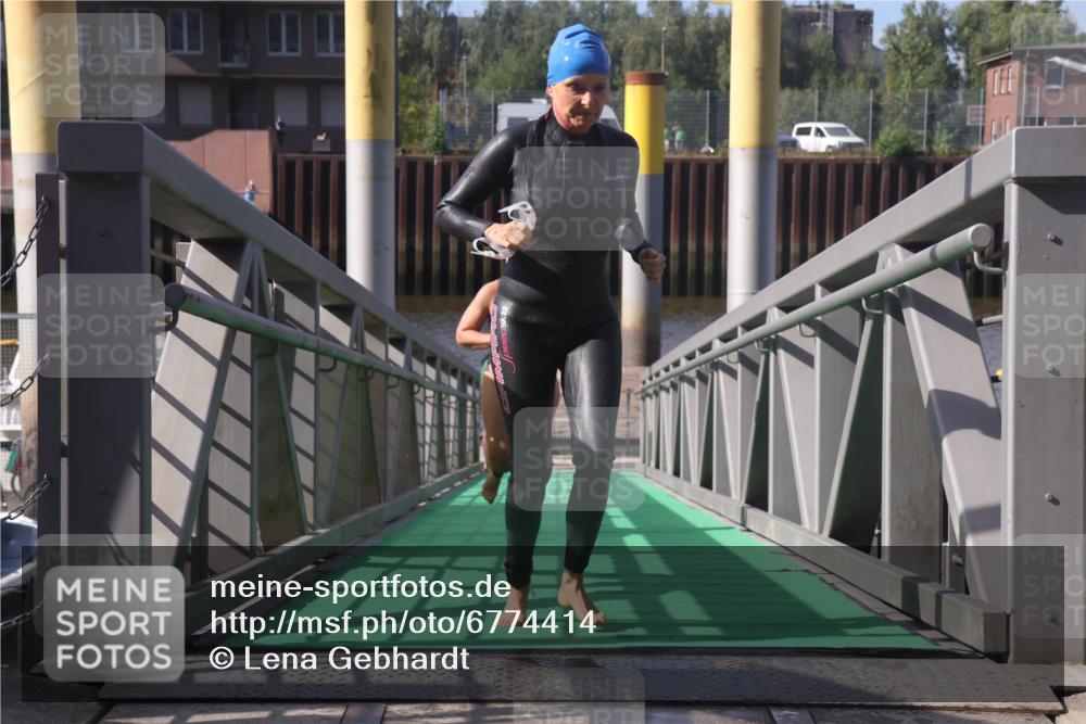 11.08.2024 - GEWOBA Citytriathlon Bremen Lena Gebhardt http://msf.ph/oto/6774414 11.08.2024 10:10:42 Schwimmen 6, 30, 47, 51, 116 meine-sportfotos.de