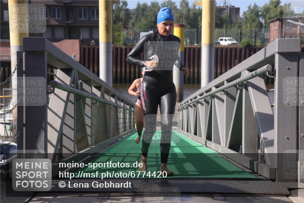 11.08.2024 - GEWOBA Citytriathlon Bremen Lena Gebhardt http://msf.ph/oto/6774420 11.08.2024 10:10:42 Schwimmen 6, 30, 47, 51, 116 meine-sportfotos.de