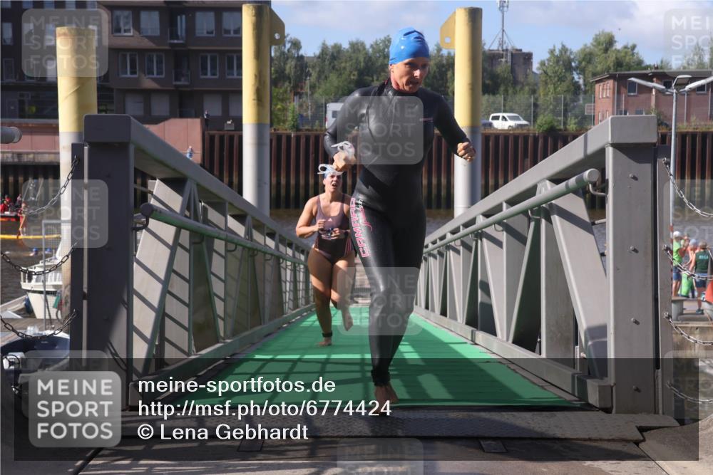 11.08.2024 - GEWOBA Citytriathlon Bremen Lena Gebhardt http://msf.ph/oto/6774424 11.08.2024 10:10:42 Schwimmen 6, 30, 47, 51, 116 meine-sportfotos.de
