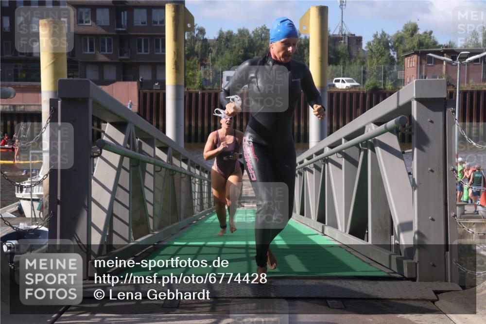 11.08.2024 - GEWOBA Citytriathlon Bremen Lena Gebhardt http://msf.ph/oto/6774428 11.08.2024 10:10:42 Schwimmen 6, 30, 47, 51, 116 meine-sportfotos.de