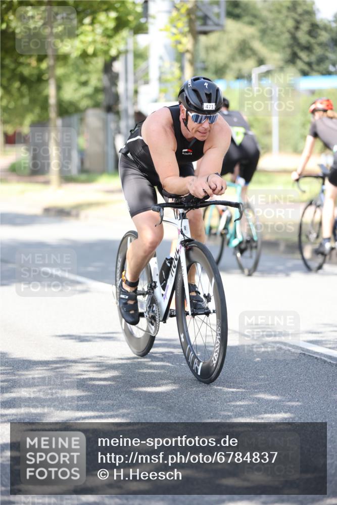 11.08.2024 - GEWOBA Citytriathlon Bremen H.Heesch http://msf.ph/oto/6784837 11.08.2024 13:09:45 Radfahren 264, 288, 468, 471, 537 meine-sportfotos.de