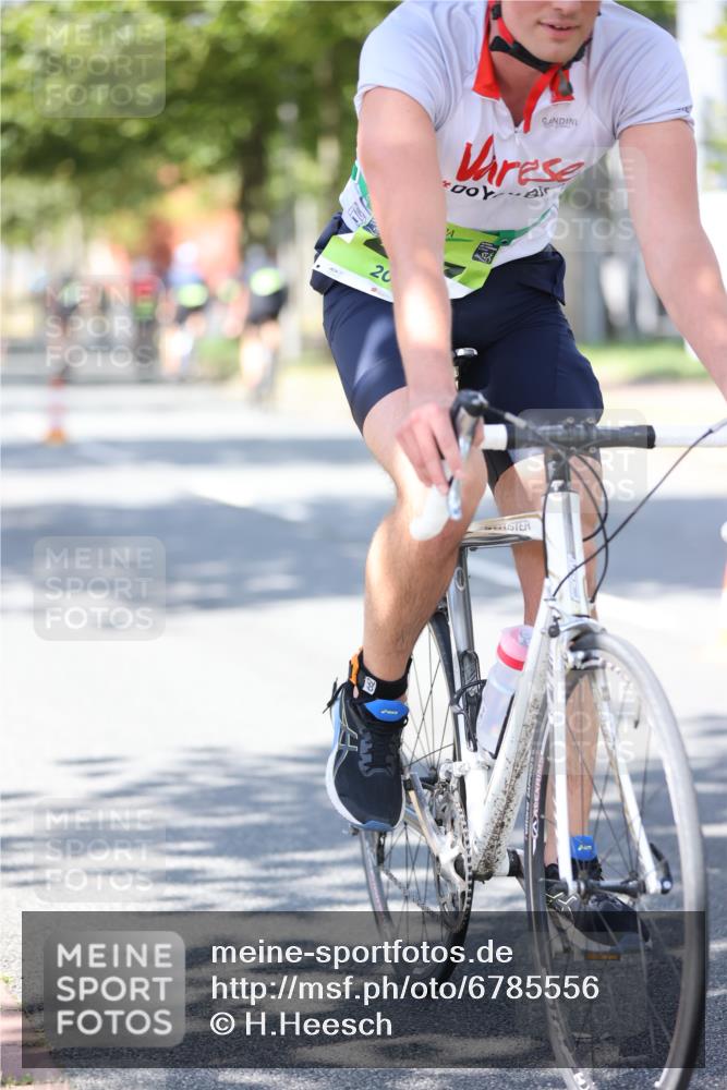 11.08.2024 - GEWOBA Citytriathlon Bremen H.Heesch http://msf.ph/oto/6785556 11.08.2024 13:10:47 Radfahren 205, 206, 245, 259, 265, 277, 293, 321, 326, 399, 492 meine-sportfotos.de