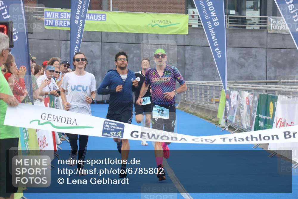 11.08.2024 - GEWOBA Citytriathlon Bremen Lena Gebhardt http://msf.ph/oto/6785802 11.08.2024 11:02:54 Ziel 63, 72 meine-sportfotos.de