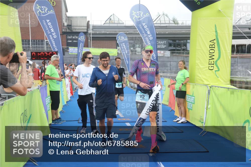 11.08.2024 - GEWOBA Citytriathlon Bremen Lena Gebhardt http://msf.ph/oto/6785885 11.08.2024 11:02:56 Ziel 63, 72 meine-sportfotos.de