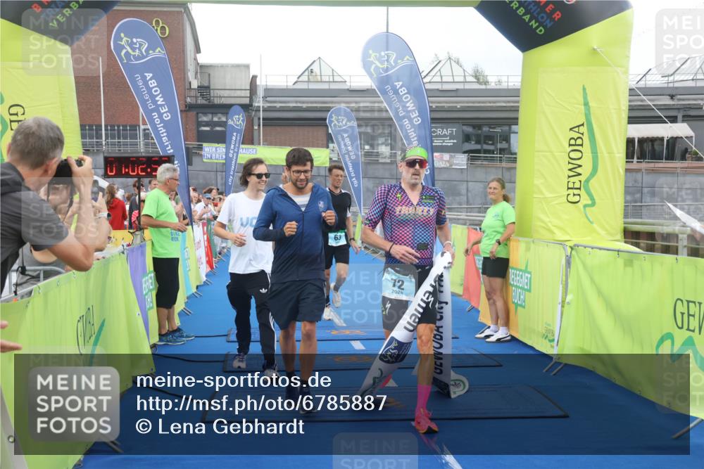 11.08.2024 - GEWOBA Citytriathlon Bremen Lena Gebhardt http://msf.ph/oto/6785887 11.08.2024 11:02:56 Ziel 63, 72 meine-sportfotos.de