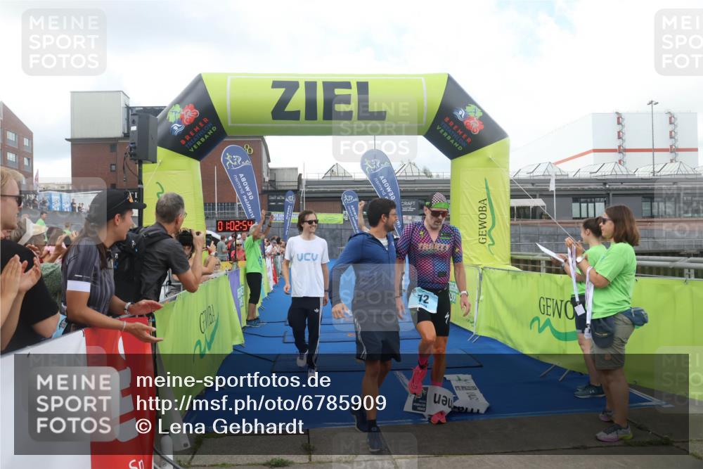 11.08.2024 - GEWOBA Citytriathlon Bremen Lena Gebhardt http://msf.ph/oto/6785909 11.08.2024 11:02:57 Ziel 63, 72 meine-sportfotos.de