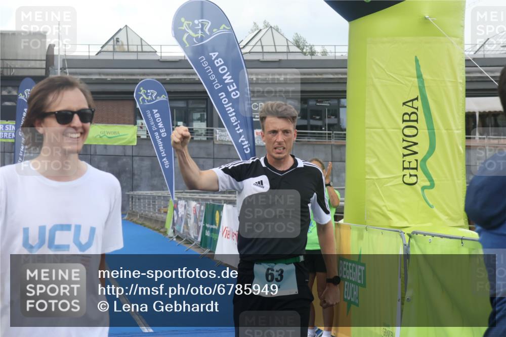 11.08.2024 - GEWOBA Citytriathlon Bremen Lena Gebhardt http://msf.ph/oto/6785949 11.08.2024 11:02:59 Ziel 63, 72 meine-sportfotos.de