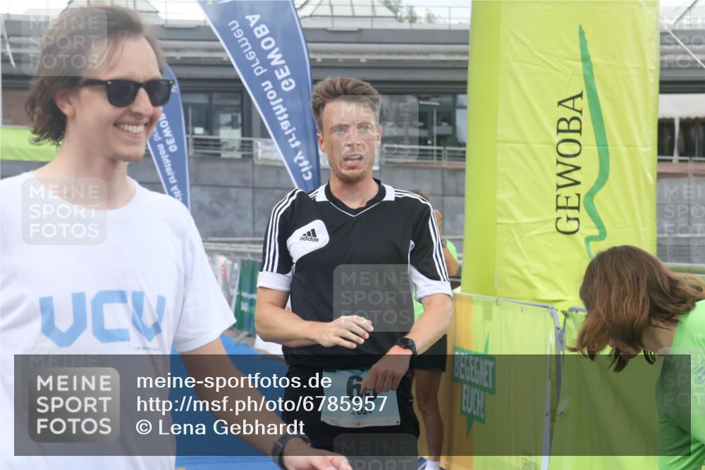 11.08.2024 - GEWOBA Citytriathlon Bremen Lena Gebhardt http://msf.ph/oto/6785957 11.08.2024 11:03:00 Ziel 63, 72 meine-sportfotos.de
