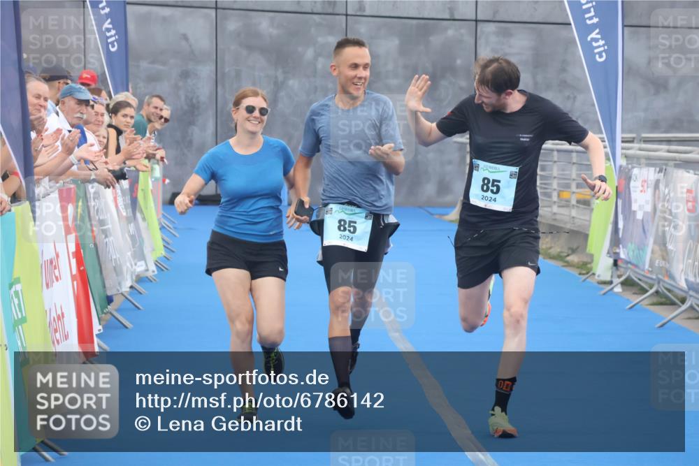 11.08.2024 - GEWOBA Citytriathlon Bremen Lena Gebhardt http://msf.ph/oto/6786142 11.08.2024 11:03:32 Ziel 85 meine-sportfotos.de