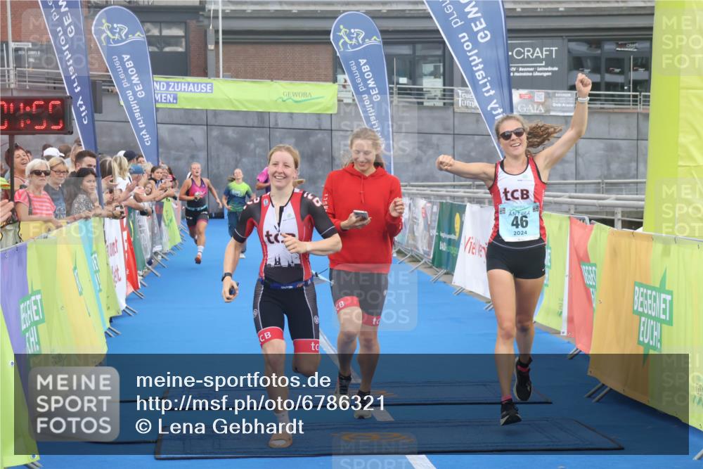 11.08.2024 - GEWOBA Citytriathlon Bremen Lena Gebhardt http://msf.ph/oto/6786321 11.08.2024 11:04:59 Ziel 46, 105 meine-sportfotos.de