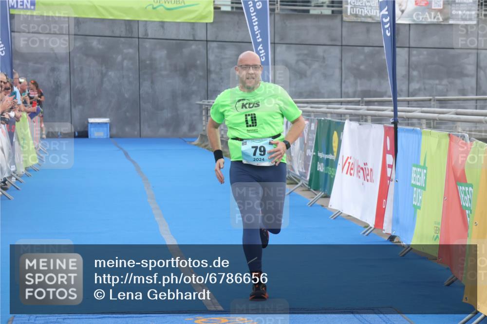 11.08.2024 - GEWOBA Citytriathlon Bremen Lena Gebhardt http://msf.ph/oto/6786656 11.08.2024 11:09:31 Ziel 79 meine-sportfotos.de