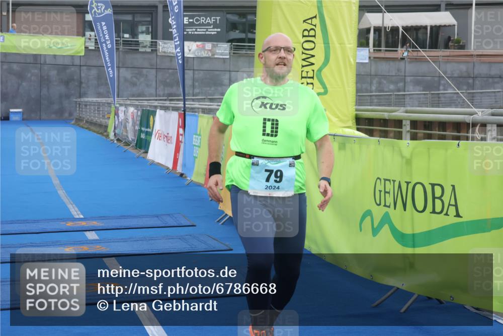 11.08.2024 - GEWOBA Citytriathlon Bremen Lena Gebhardt http://msf.ph/oto/6786668 11.08.2024 11:09:32 Ziel 79 meine-sportfotos.de