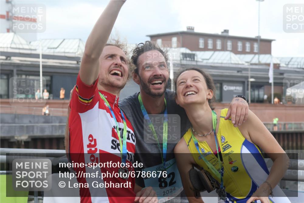 11.08.2024 - GEWOBA Citytriathlon Bremen Lena Gebhardt http://msf.ph/oto/6786676 11.08.2024 11:09:52 Ziel 58, 62 meine-sportfotos.de