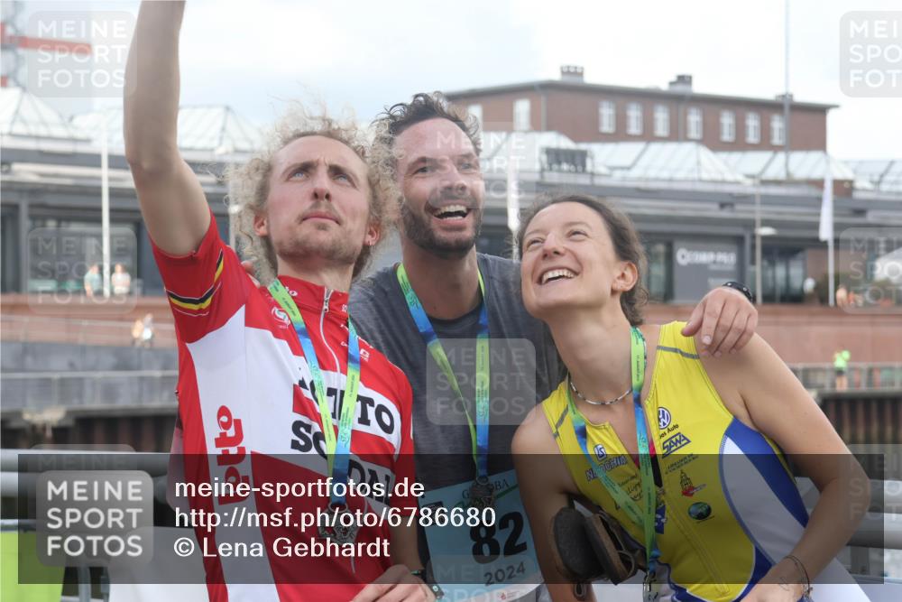 11.08.2024 - GEWOBA Citytriathlon Bremen Lena Gebhardt http://msf.ph/oto/6786680 11.08.2024 11:09:52 Ziel 58, 62 meine-sportfotos.de