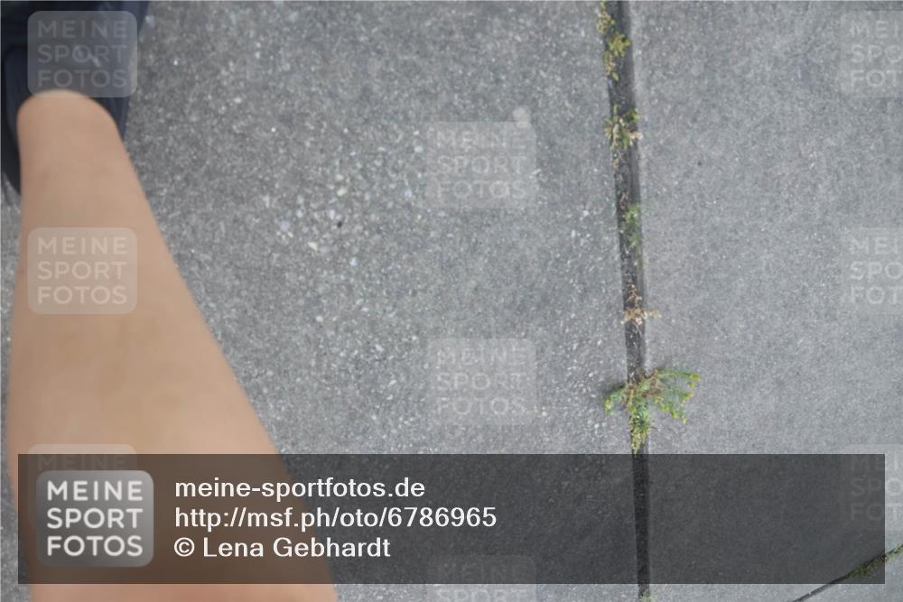 11.08.2024 - GEWOBA Citytriathlon Bremen Lena Gebhardt http://msf.ph/oto/6786965 11.08.2024 11:12:45 Ziel 1 meine-sportfotos.de