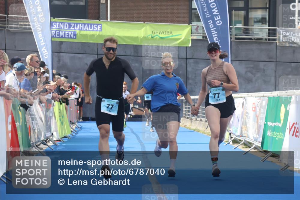 11.08.2024 - GEWOBA Citytriathlon Bremen Lena Gebhardt http://msf.ph/oto/6787040 11.08.2024 11:14:01 Ziel 64, 77 meine-sportfotos.de