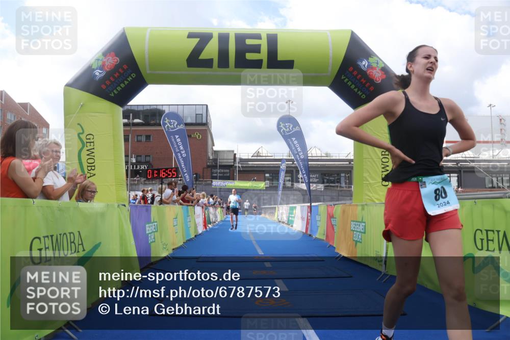 11.08.2024 - GEWOBA Citytriathlon Bremen Lena Gebhardt http://msf.ph/oto/6787573 11.08.2024 11:16:58 Ziel 29, 66, 80, 94 meine-sportfotos.de