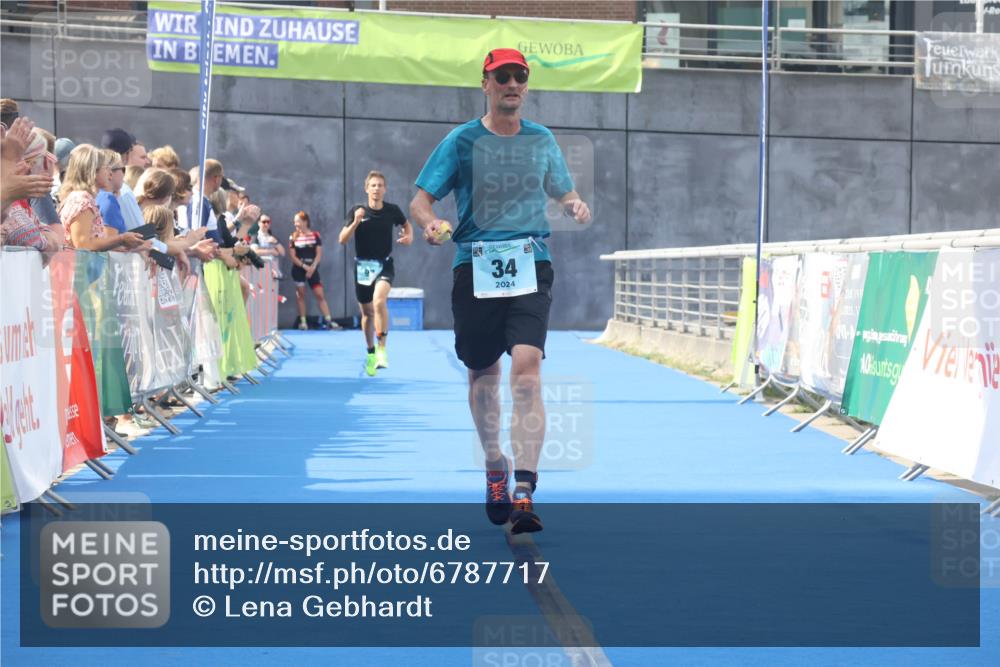 11.08.2024 - GEWOBA Citytriathlon Bremen Lena Gebhardt http://msf.ph/oto/6787717 11.08.2024 11:17:53 Ziel 34, 97 meine-sportfotos.de