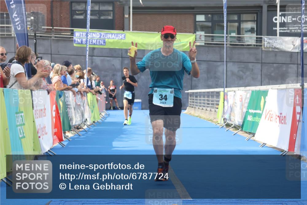 11.08.2024 - GEWOBA Citytriathlon Bremen Lena Gebhardt http://msf.ph/oto/6787724 11.08.2024 11:17:54 Ziel 34, 97 meine-sportfotos.de